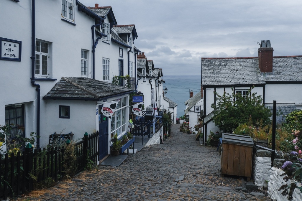 Hiking the South West Coast Path: Westward Ho! to Clovelly (day 7)